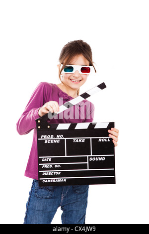 Bellissima bambina indossa occhiali 3d e tenendo un clapboard, isolato su uno sfondo bianco Foto Stock