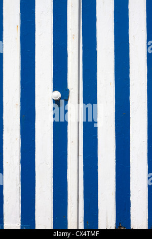 Un dipinto di Beach Hut in Steephill Cove, Isola di Wight. Foto Stock