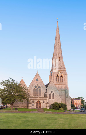 Chiesa di tutti i Santi al crepuscolo, Blackheath, Londra, Inghilterra Foto Stock