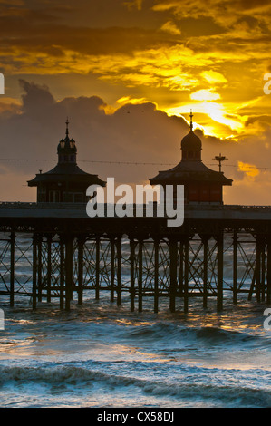 North Pier di Blackpool, Lancashire, Inghilterra, Regno Unito, Europa Foto Stock