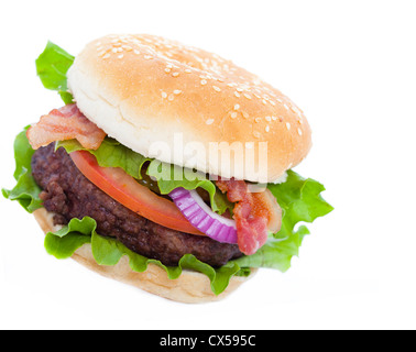 Bacon Hamburger isolato su uno sfondo bianco Foto Stock