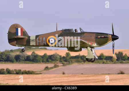 Hawker Hurricane Mk. XIIA piano in RAF battaglia della Gran Bretagna negli anni Quaranta era il camuffamento sbarco dopo la visualizzazione a Duxford Airshow 2012 Foto Stock