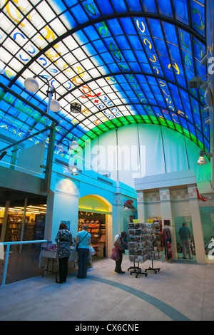 Interno, Buxton bagni arcade, Derbyshire, Peak District, England, Regno Unito Foto Stock