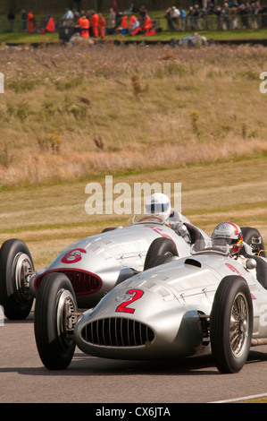 Due Mercedes Benz W154 Freccia d'argento 1939 auto di Formula Uno Foto Stock