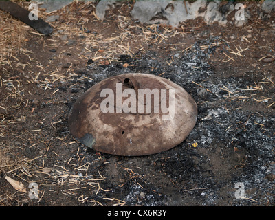 Peka. Cuocere in forno. Foto Stock