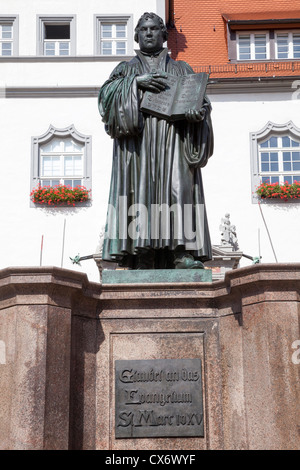 Lutero memoriale sulla piazza del mercato, Lutherstadt Wittenberg, Sassonia Anhalt, Germania Foto Stock