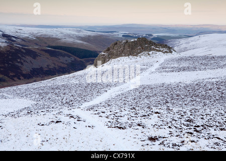 Inverno a Housey rocce della valle Harthope, Cheviot Hills, Northumberland National Park. Inghilterra Foto Stock