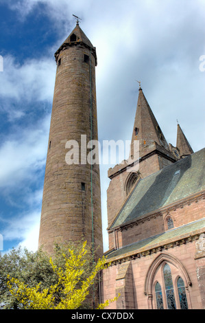 Torre rotonda vicino alla cattedrale (XI secolo), Brechin, Angus, Scotland, Regno Unito Foto Stock