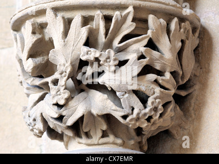 Il fogliame intagliato nella Chapter House, Southwell Minster, southwell, Nottinghamshire, England, Regno Unito Foto Stock