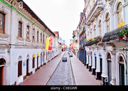 Strade di Cuenca, Ecuador durante i festeggiamenti, old town Foto Stock