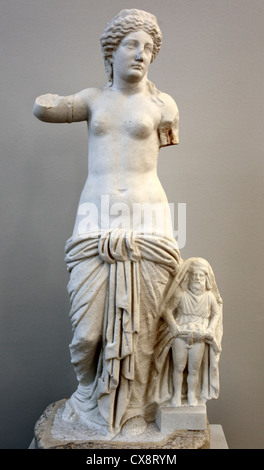 Statua di Venere Ansotica con Priapo, marmo (1° secolo), il museo archeologico, Split, Dalmazia, Croazia Foto Stock