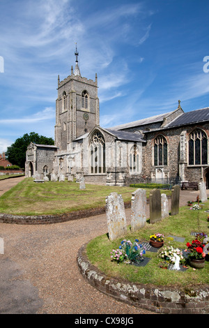 14th ° secolo St Michael e All Angels Church Aylsham, Norfolk, Inghilterra, Regno Unito Foto Stock