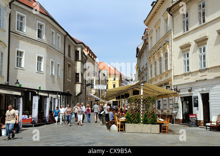 Venturska street area della città vecchia di Bratislava Slovacchia Foto Stock