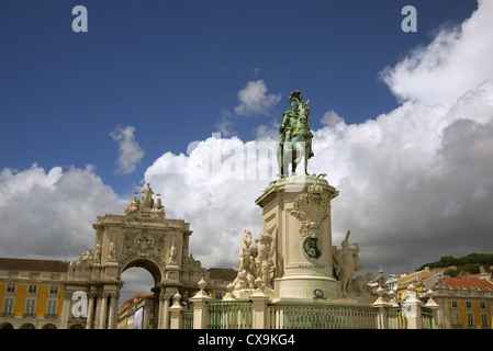 Statua di re Giuseppe I in Prace fare commercio a Lisbona, Portogallo. Foto Stock