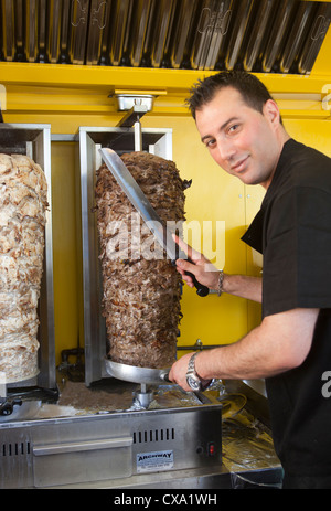 Chef a kebab Grill - Yalla Yalla libanesi Street Food La cucina Foto Stock