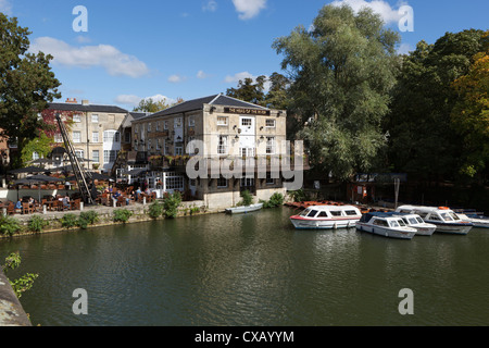 La testa del fiume pub accanto al fiume Tamigi, Oxford, Oxfordshire, England, Regno Unito, Europa Foto Stock