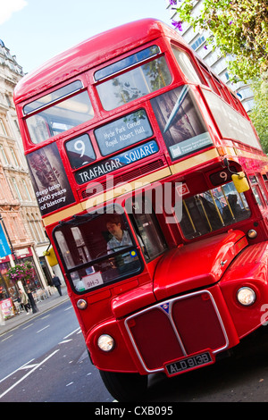Bus Routemaster Foto Stock