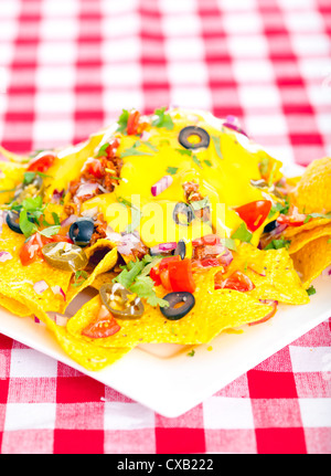 Tacos di manzo con formaggio di lattuga e pomodoro Foto Stock