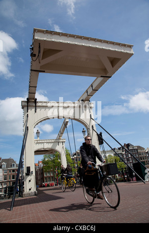 Magere Brug (Skinny Bridge), Amsterdam, Olanda, Europa Foto Stock