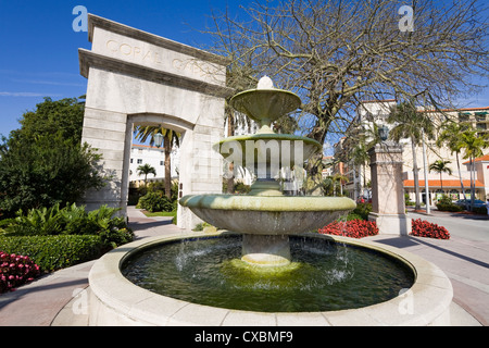 Arco a Miracle Mile, Coral Gables, Miami, Florida, Stati Uniti d'America, America del Nord Foto Stock