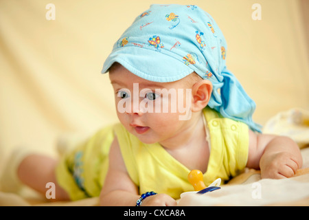 Quattro supporti old baby boy ritratto Foto Stock