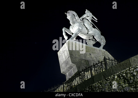 Salawat Yulayev (bashkir eroe nazionale) memorial a Ufa - la più grande statua del cavaliere in Europa. Foto Stock