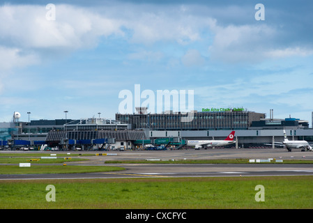 Il terminale 1 (T1) presso l'aeroporto di Dublino. Repubblica di Irlanda. Foto Stock