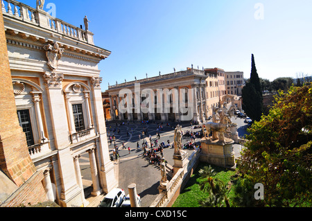 Vista aerea della piazza Venezia nel centro di Roma, come si vede dal monumento di Vittorio Emanuele II Foto Stock