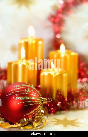 Le candele accese Foto Stock