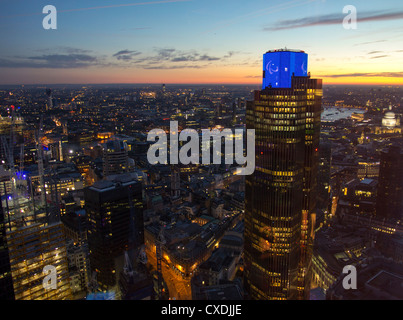 Vista di Londra dal quarantesimo piano di Heron Tower - City of London Foto Stock