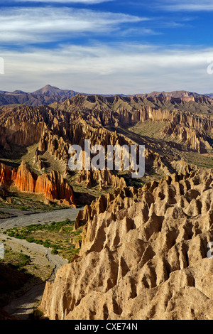 Valli e montagne della Cordillera de Chichas gamma vicino alla città di Tupiza, Bolivia, Sud America Foto Stock