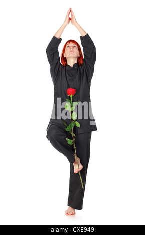 Wushu donna con rosa rossa Foto Stock