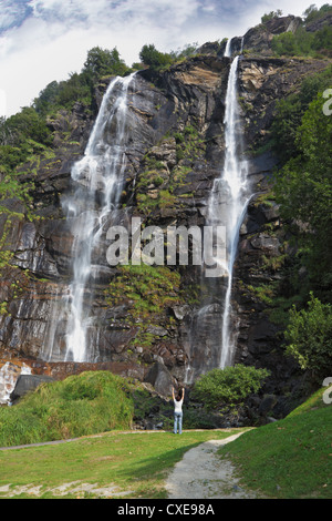 Pittoresca cascata in Italia Foto Stock