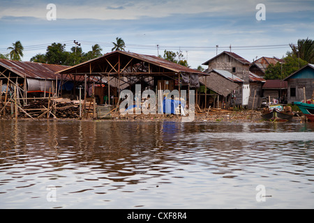 Le rive dei fiumi in Banjarmasin in Indonesia Foto Stock