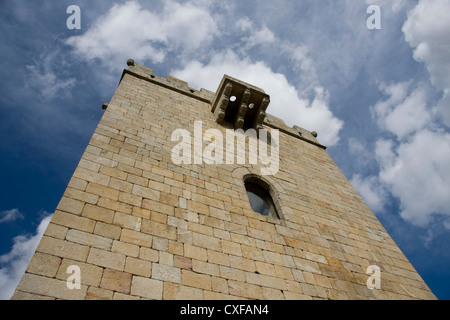 Torre di un castello medievale (Pinhel - Portogallo) Foto Stock