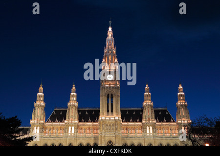 Il Neues Rathaus (Municipio), progettato da Friedrich von Schmidt, Vienna, Austria. Foto Stock