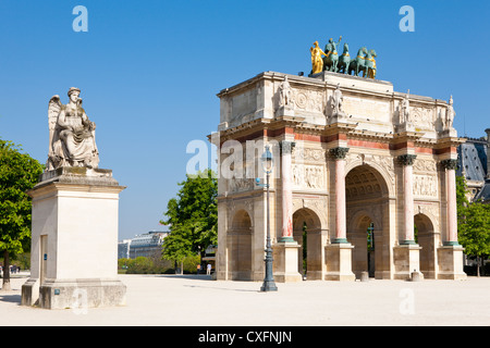 Arc de triomphe du Carrousel vicino al Louvre, les Tuileries Parigi, Francia Foto Stock