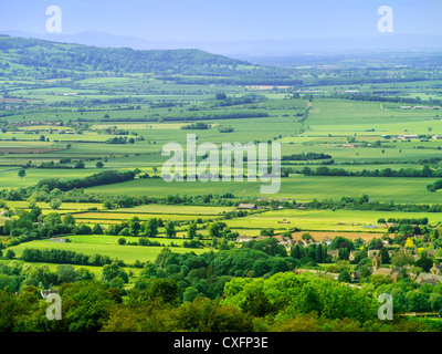 Vista su campagna e colline Foto Stock