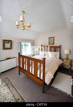 Piccola camera matrimoniale in un case in affitto per vacanze Herefordshire UK Foto Stock