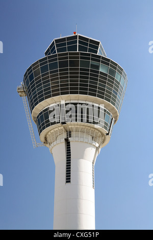 Muenchen, vista dettagliata della torre all'aeroporto Franz Josef Strauss Foto Stock