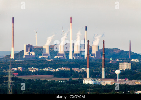 EON carbone power station 'Scholven', wind power station su un cumulo di materiale. Gelsenkirchen, Germania, Europa Foto Stock