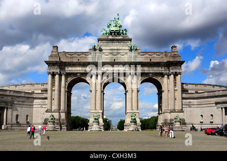 Arco di Trionfo (1880), il Parc du Cinquantenaire, Bruxelles, Belgio Foto Stock