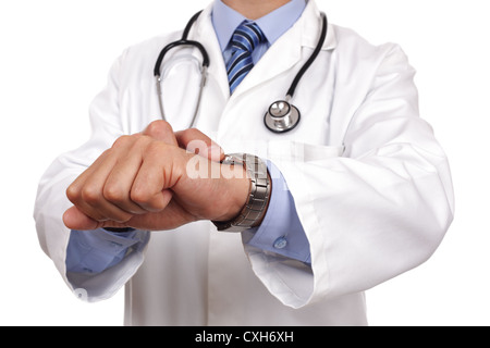 Medico controllando il tempo Foto Stock