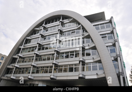 Esterno di Ludwig Erhard Haus la casa della Camera di commercio e il Berlin Stock Exchange Foto Stock