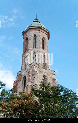 Vecchia Chiesa di Buda Castle District, Budapest, Ungheria Foto Stock