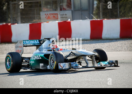 Michael Schumacher al volante di una Mercedes Brawn auto di Formula Uno nel 2011 Foto Stock