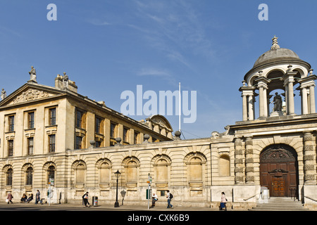 Regno Unito Oxford Queens College Entrata principale Foto Stock