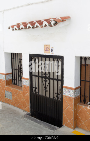 Ingresso alla casa di villaggio competa in Andalusia Foto Stock