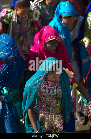 La tribù Garasia sono squisiti prodotti tessili e gioielli di tradizioni e di modelli unici di vivere, trovata nel Rajasthan, India Foto Stock