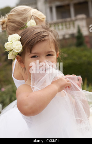 Piccola ragazza ridere in costume di balletto Foto Stock